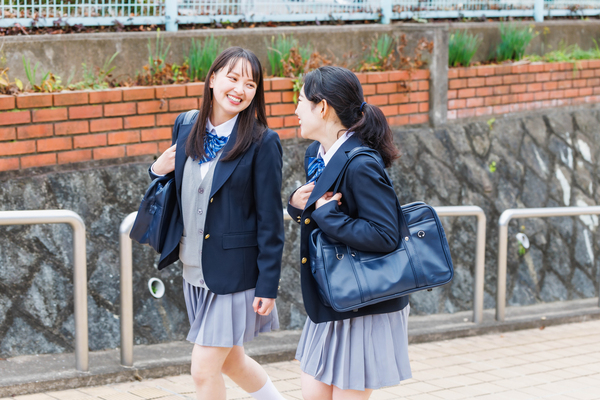 友達からの遊びを断るとき、どう言えばいい?