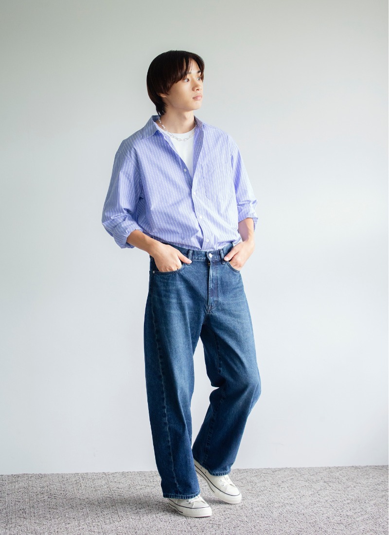 19．タックインした韓国風コーデ