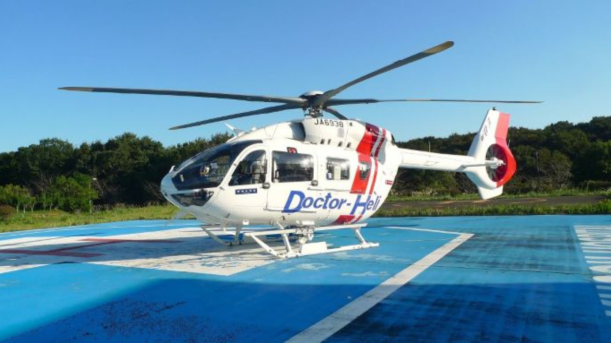 フライトドクター・フライトナースになるには？仕事内容、収入、働き方のリアルを解説 