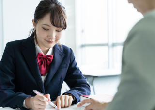 【2026年度】学校推薦型選抜（公募推薦・指定校推薦）とは？一般選抜や総合型選抜との違い