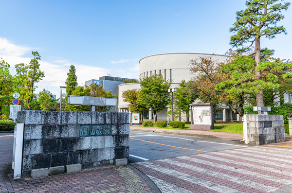 データサイエンティストになるためには何学部に行けばいい？