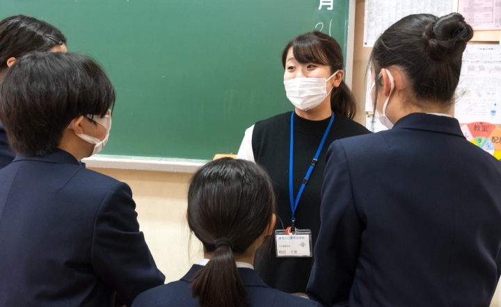 命を愛しむ養護教諭の仕事 いま保健室に求められている思想と技法/本の泉社/数見隆生（単行本（ソフトカバー）） Amazon.co.jp: 保健室からの手紙: 養護教諭という生き方