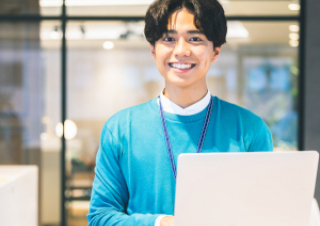 プログラミングが学べる大学の学部学科を紹介！専門学校との違いは？