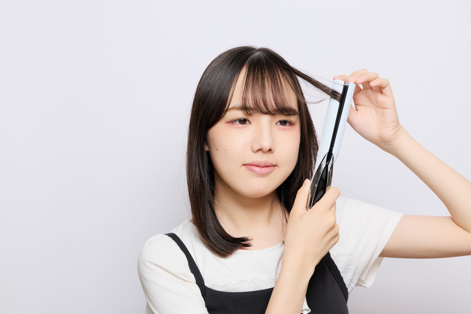 特にスタイリングが重要な、JKに人気の前髪の作り方