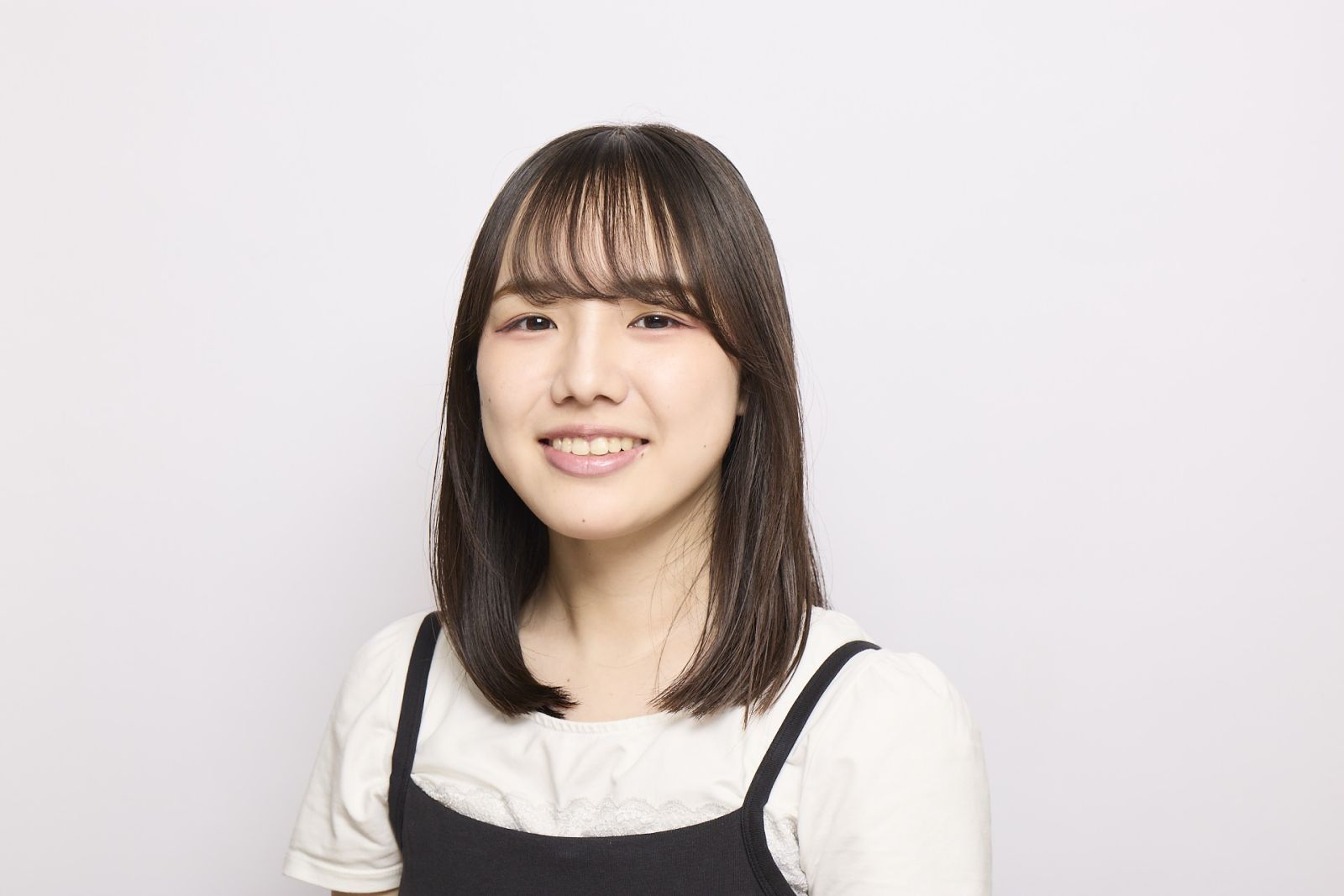 特にスタイリングが重要な、JKに人気の前髪の作り方