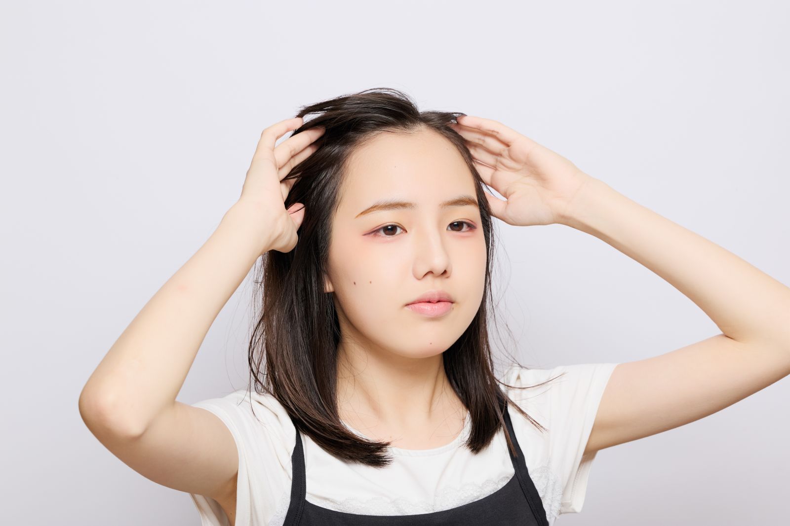 特にスタイリングが重要な、JKに人気の前髪の作り方