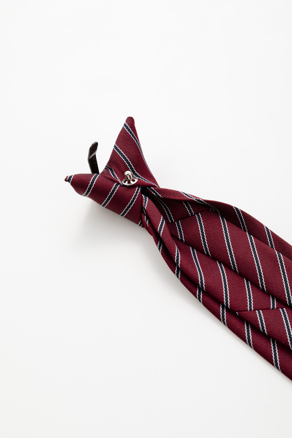 ネクタイをもっとおしゃれにみせたい！こんなときはどうすればいいQ&A